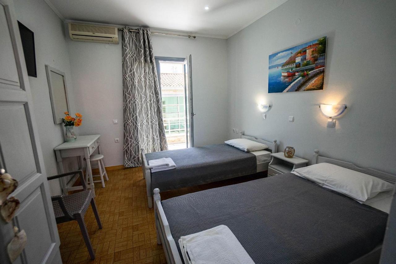 Golden Dolphin Studios & Apartments アリケス 部屋 写真